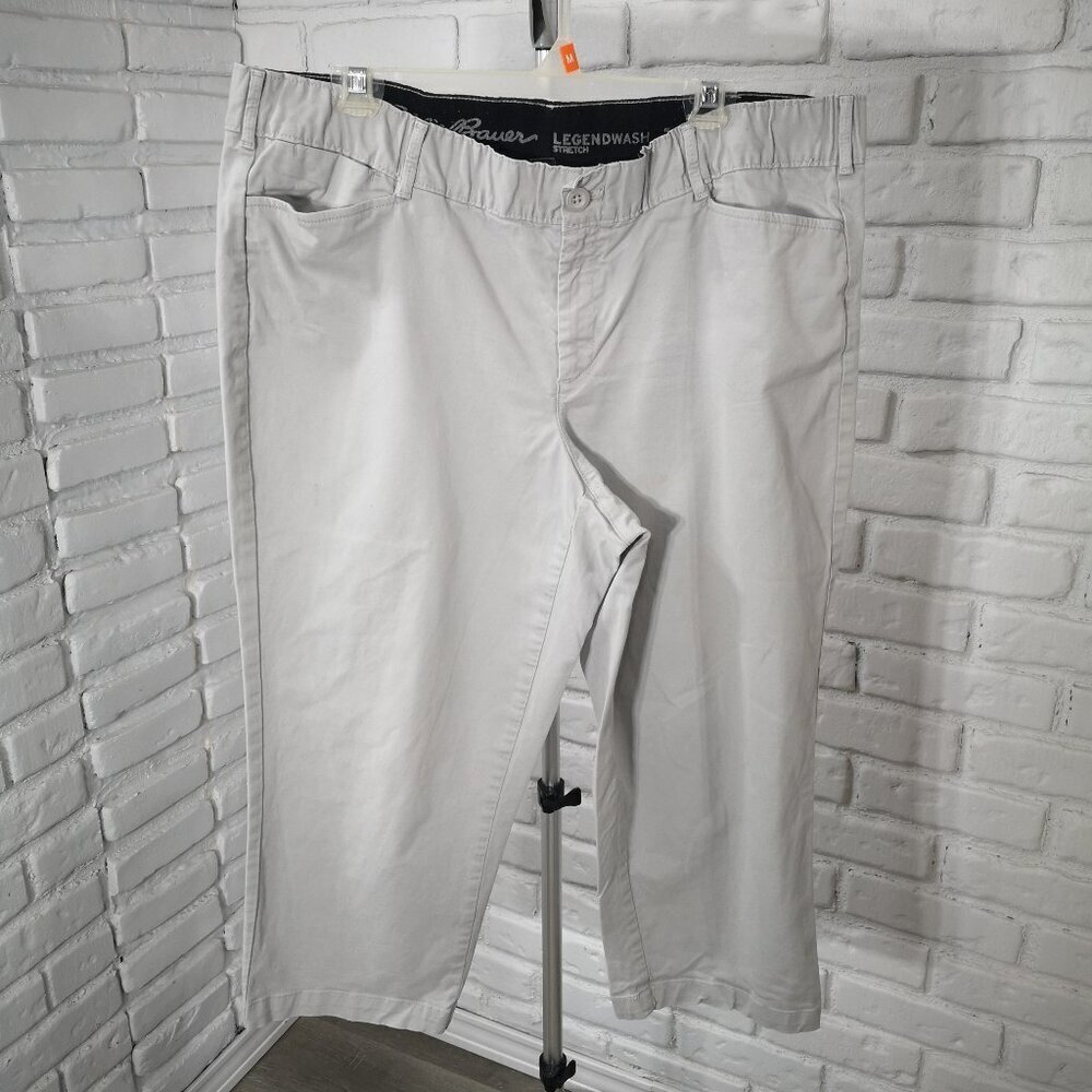 Eddie Bauer Ladies Size 18W Legend Wash Lt. Grey Stretch Curvy Crop Pants